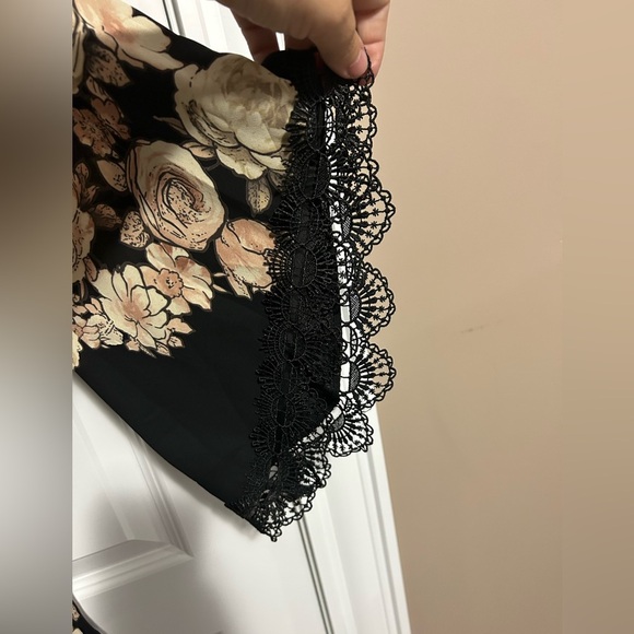 Astr Black Shift V-Neck Pull Over Dress with Floral Design - Picture 6 of 7